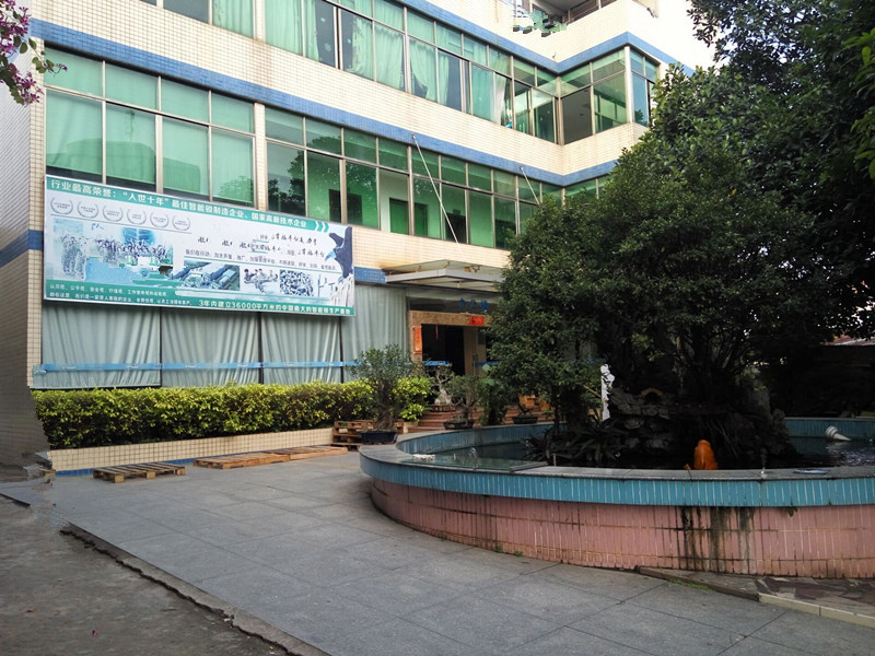 机动车排污费多此一举