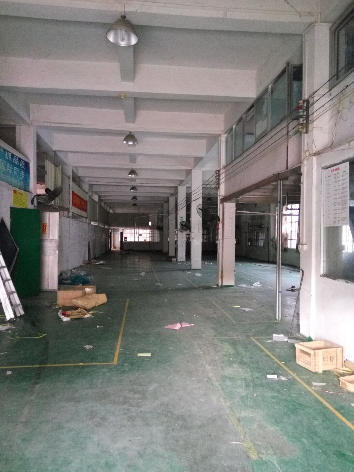 机动车排污费多此一举